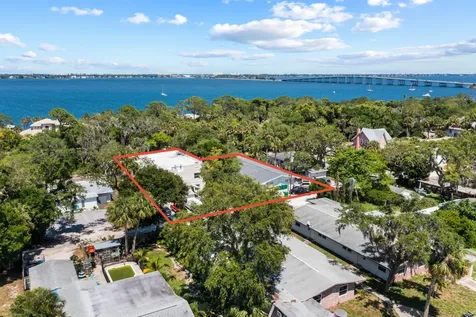 1832-1838 Pineapple Avenue Melbourne FL 32935
