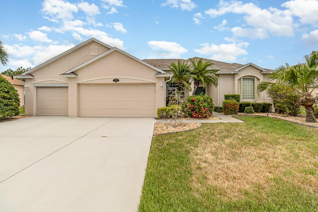 1576 Grand Isle Boulevard Melbourne FL 32940
