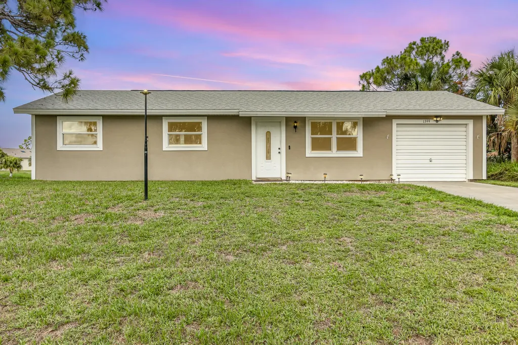 1399 Helliwell Street NW Palm Bay FL 32907