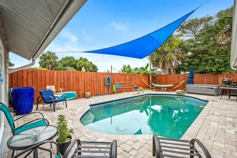 1557 Hillcrest Drive Melbourne FL 32935