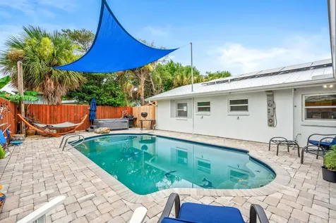 1557 Hillcrest Drive Melbourne FL 32935