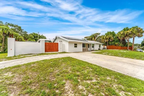 1557 Hillcrest Drive Melbourne FL 32935