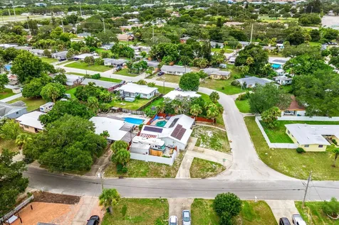 1557 Hillcrest Drive Melbourne FL 32935