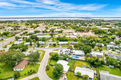 1557 Hillcrest Drive Melbourne FL 32935