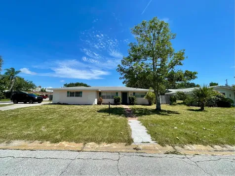 590 Glenwood Avenue Satellite Beach FL 32937