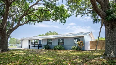 826 Vance Circle NE Palm Bay FL 32905