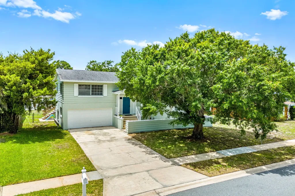 885 Pilgrim Drive Titusville FL 32780