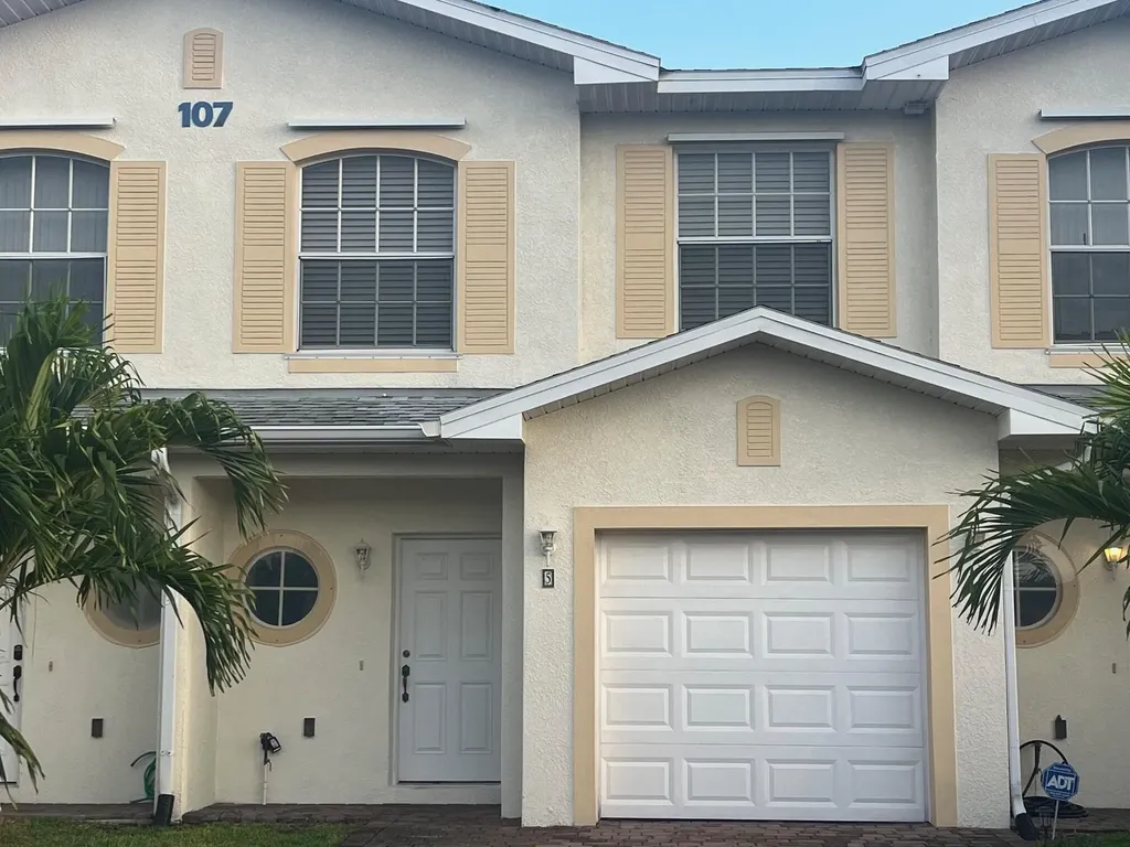 107 Anchorage Avenue Cape Canaveral FL 32920