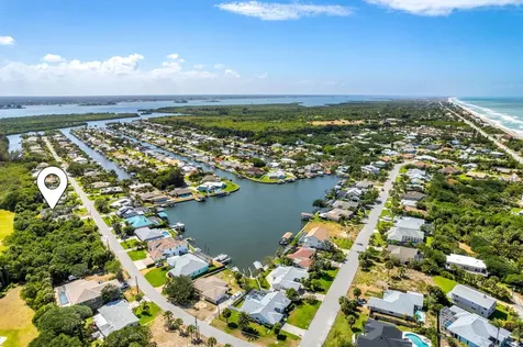 275 Beverly Court Melbourne Beach FL 32951
