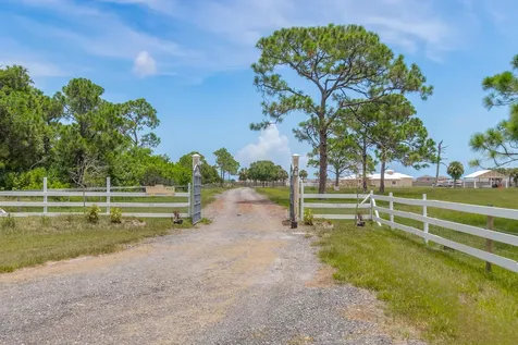 4715 Blossom Ridge Place Grant FL 32949