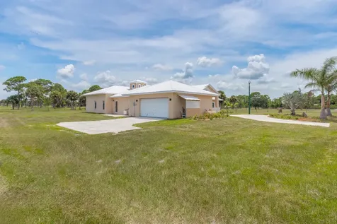 4715 Blossom Ridge Place Grant FL 32949