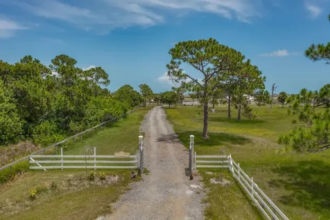 4715 Blossom Ridge Place Grant FL 32949
