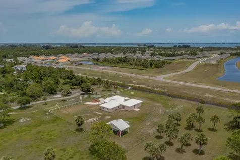 4715 Blossom Ridge Place Grant FL 32949