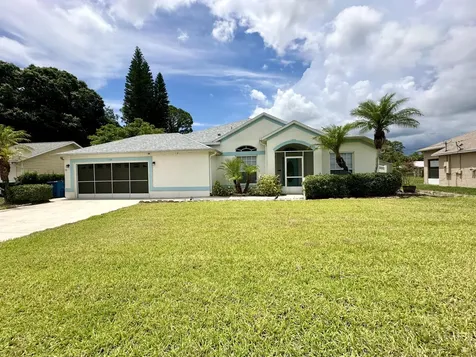 138 Coffee Street SE Palm Bay FL 32909