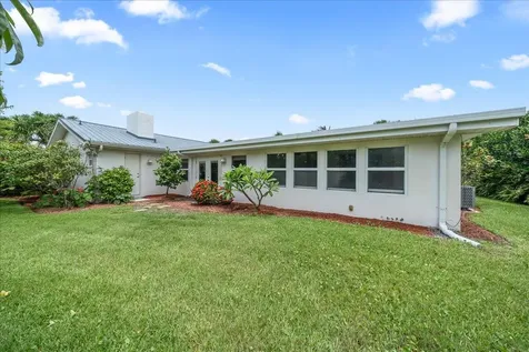 1902 Cedar Lane Melbourne Beach FL 32951