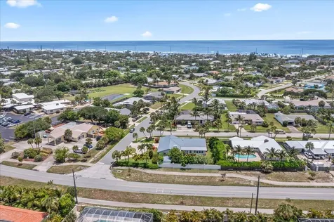 1902 Cedar Lane Melbourne Beach FL 32951