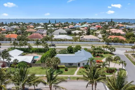 1902 Cedar Lane Melbourne Beach FL 32951