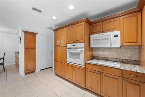 1902 Cedar Lane Melbourne Beach FL 32951