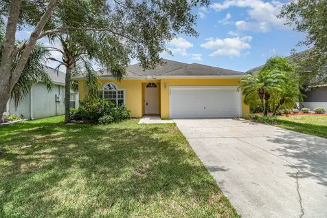 121 Wishing Well Circle SW Palm Bay FL 32908
