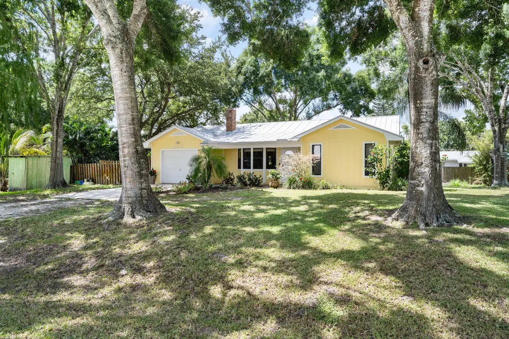5625 38th Street Vero Beach FL 32966