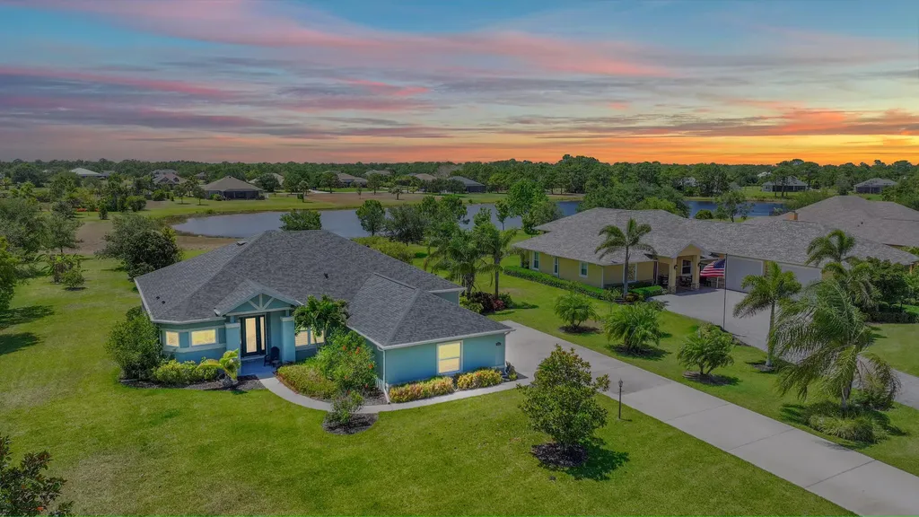 4048 Gardenwood Circle Grant FL 32949
