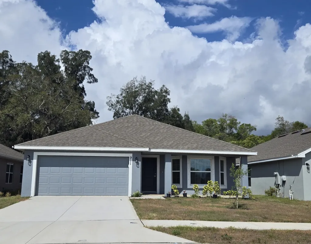 911 Tupelo Circle Cocoa FL 32926