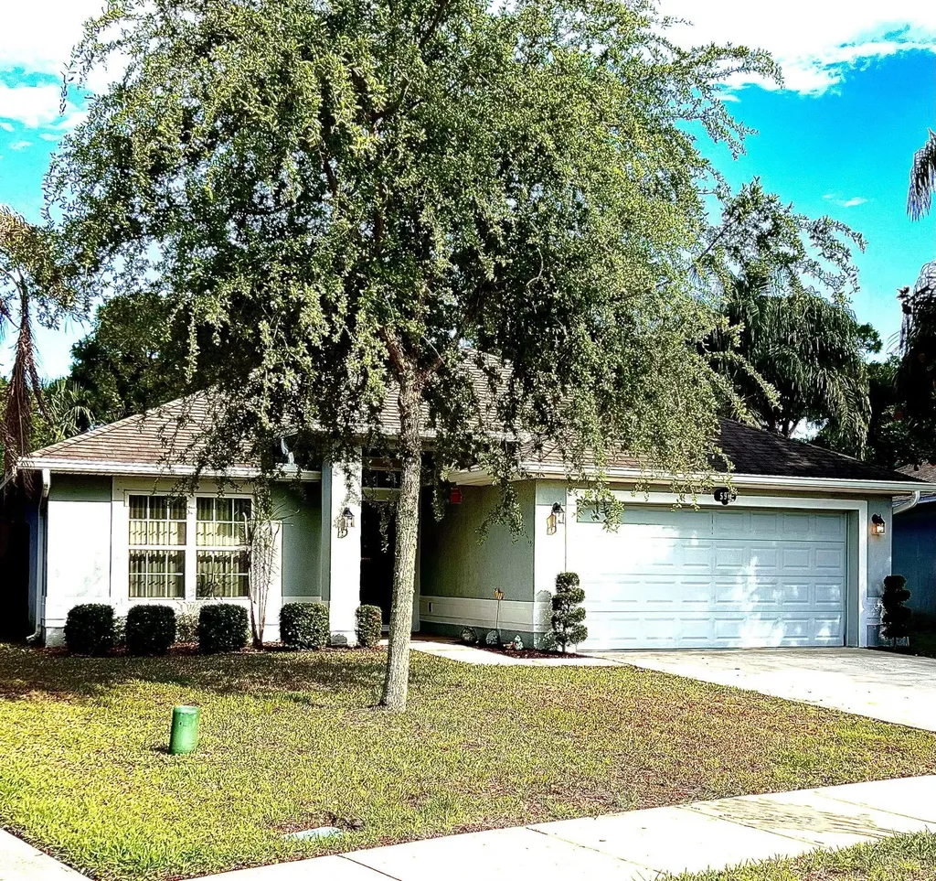 596 Mason Titusville FL 32780