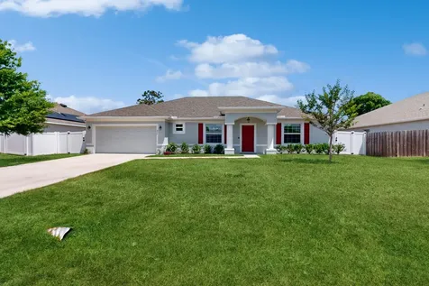 971 Hosbine Street SE Palm Bay FL 32909