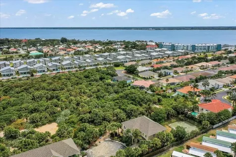 119 Sabal Ridge Lane Melbourne Beach FL 32951