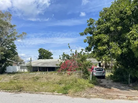 201 NE 3rd Street Satellite Beach FL 32937