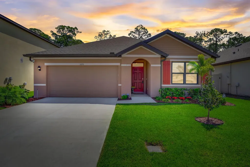 1670 Mineral Loop Drive NW Palm Bay FL 32907