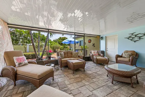 499 Glenwood Avenue Satellite Beach FL 32937