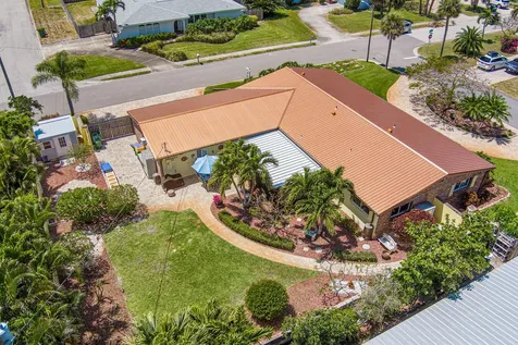 499 Glenwood Avenue Satellite Beach FL 32937