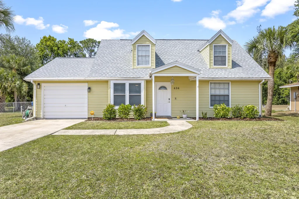 434 Avocado Road NW Palm Bay FL 32907
