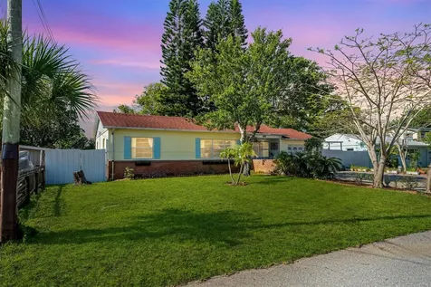 123 Roosevelt Street Titusville FL 32780