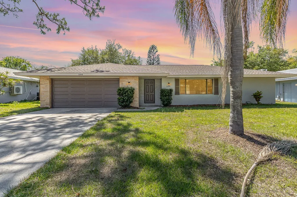 1004 Briarwood Boulevard NE Palm Bay FL 32905