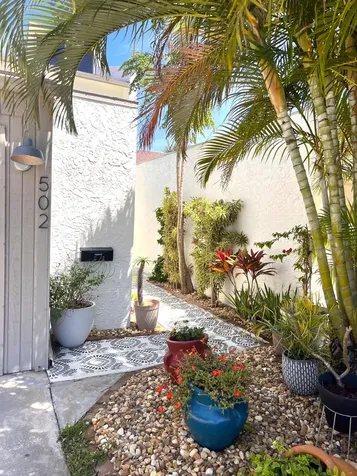 502 Summerset Court Indian Harbour Beach FL 32937