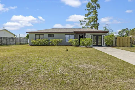 134 Amanda Street NE Palm Bay FL 32907