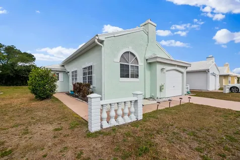 1918 Tallowood Court NE Palm Bay FL 32905