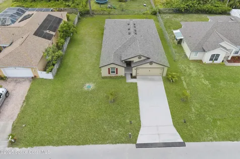 318 Hammonton Street SW Palm Bay FL 32908