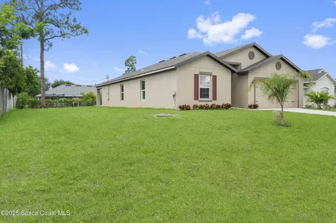 318 Hammonton Street SW Palm Bay FL 32908