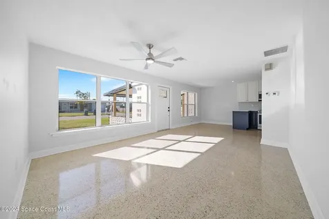 241 NE 3rd Street Satellite Beach FL 32937