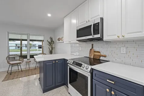 241 NE 3rd Street Satellite Beach FL 32937