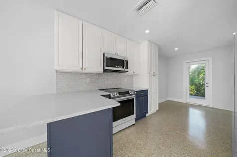 241 NE 3rd Street Satellite Beach FL 32937