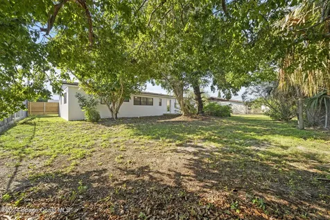 241 NE 3rd Street Satellite Beach FL 32937