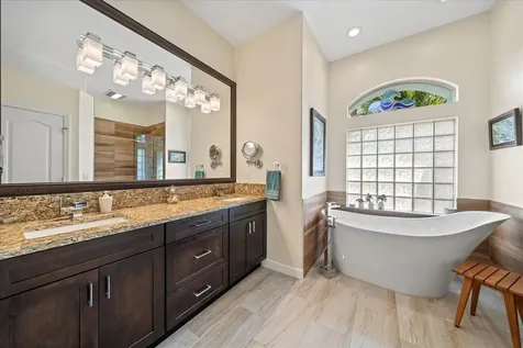 142 Cambridge Court Indialantic FL 32903