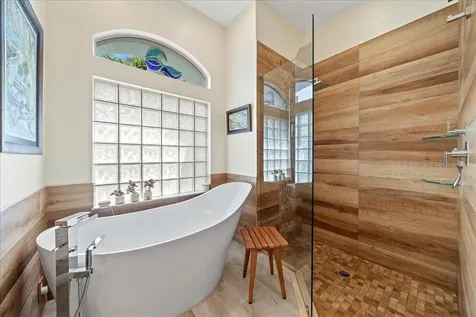 142 Cambridge Court Indialantic FL 32903