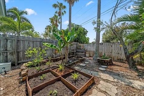 142 Cambridge Court Indialantic FL 32903