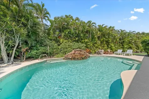 142 Cambridge Court Indialantic FL 32903