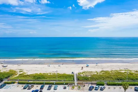 142 Cambridge Court Indialantic FL 32903